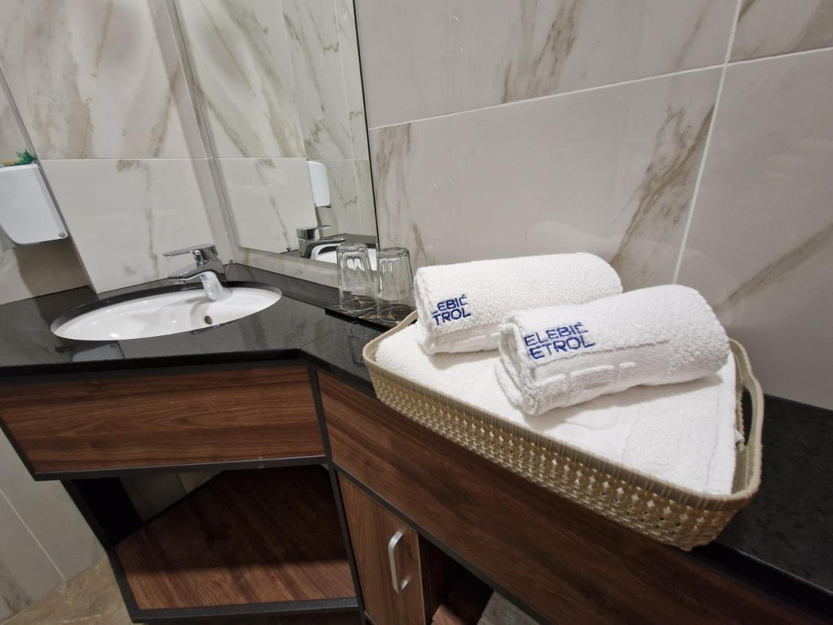 Mitrovici  Motel Celebic المظهر الخارجي الصورة