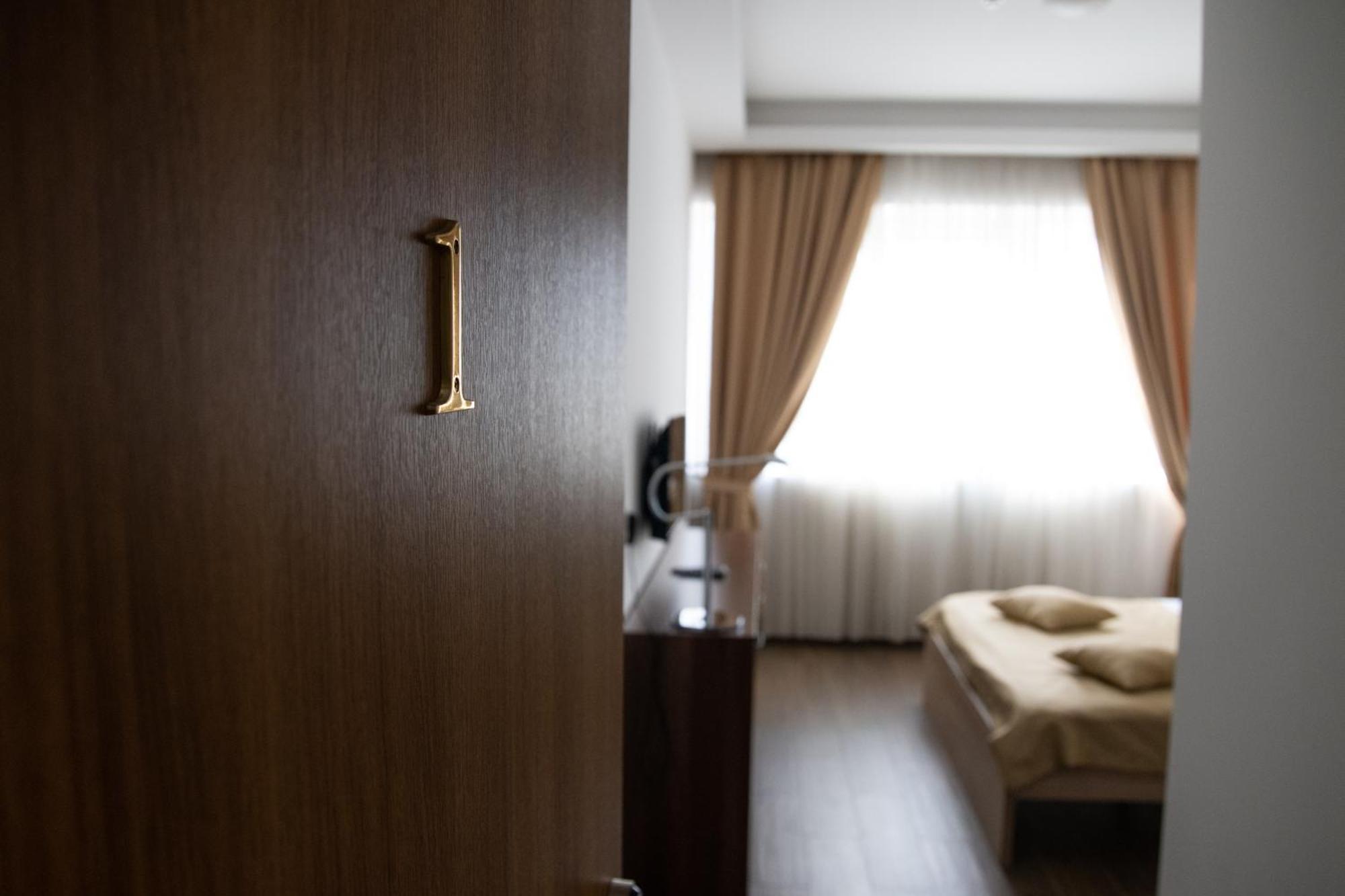 Mitrovici  Motel Celebic المظهر الخارجي الصورة